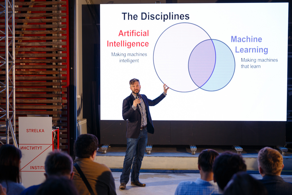 Artificial Intelligence and M-Commerce: How Consumer Trends Are Being Shaped Artificial Intelligence and M-Commerce: How Consumer Trends Are Being Shaped