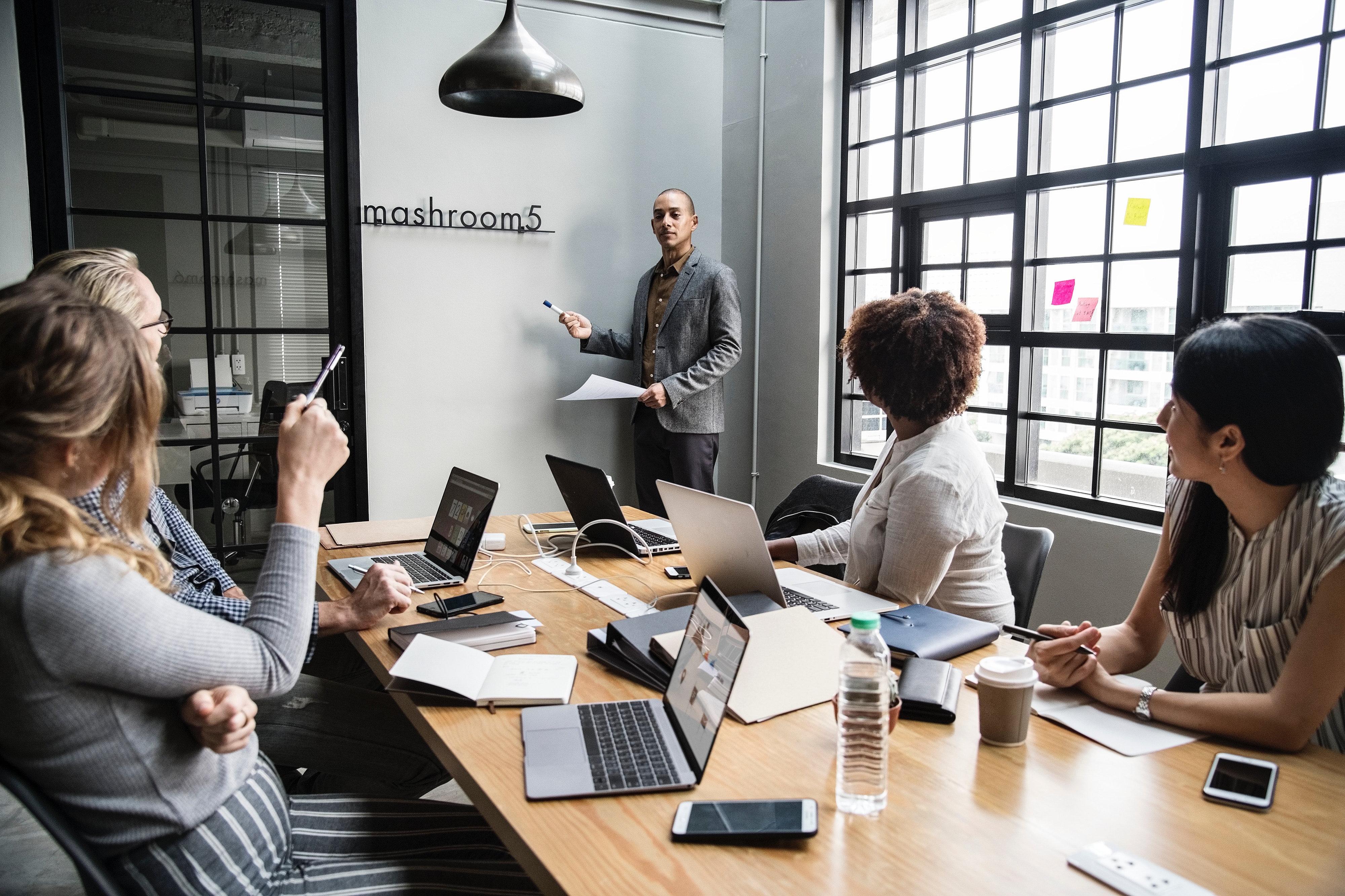 4 Ways to Minimize Your Content Marketing Budget Without Compromising Your Standards 4 Ways to Minimize Your Content Marketing Budget Without Compromising Your Standards